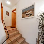 Gaestehaus Strauss * 제펠드 인 티롤