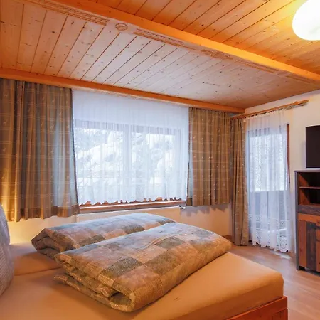 Apartament Gaestehaus Strauss Seefeld w Tirolu