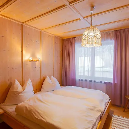 Gaestehaus Strauss * Seefeld w Tirolu
