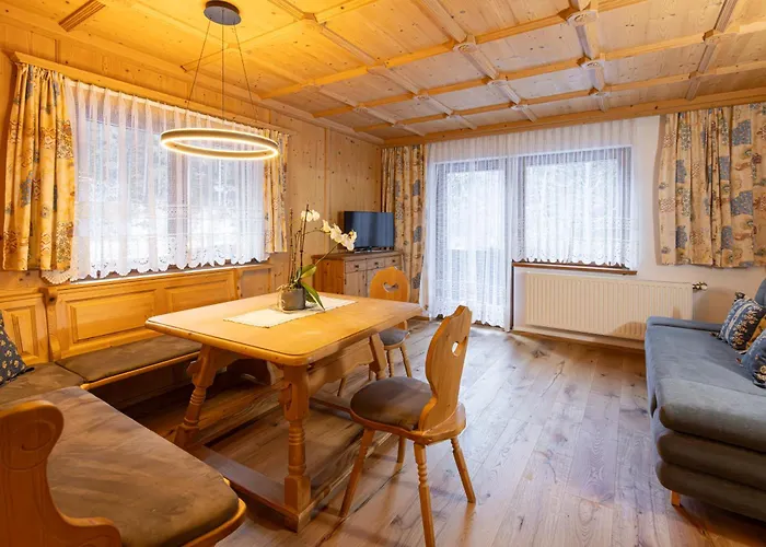 Апартаменты Gaestehaus Strauss *
