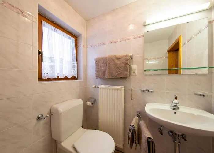 Gaestehaus Strauss Зеефельд в Тироле