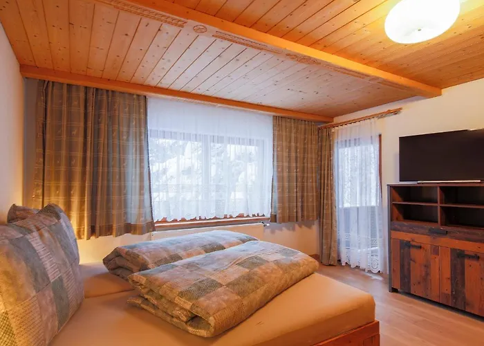 Апартаменты Gaestehaus Strauss Зеефельд в Тироле